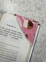 Fabric Corner Bookmarks: Unique Page Holders for Book Lovers: Cupcakes